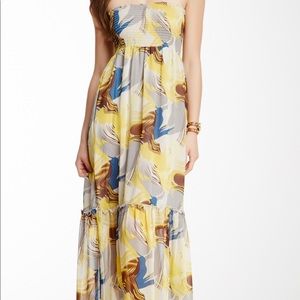 Strapless dress maxi